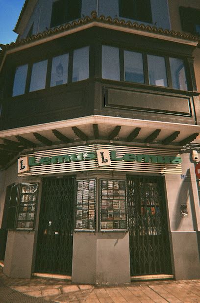 Librería Lemus S.L. (Librería general, papelería y oficinas)