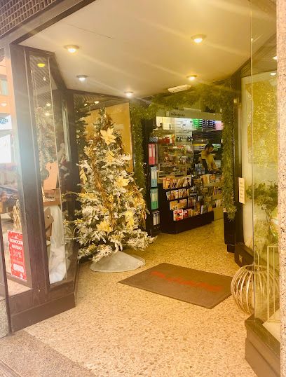 Librería Papelería Plumier