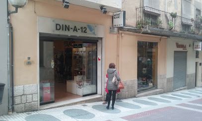 Din A 12